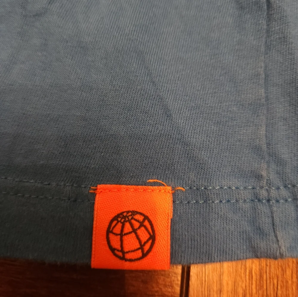 Free Planet Blue Tee with Sunset Print Boys Size 7 - Picture 3 of 5